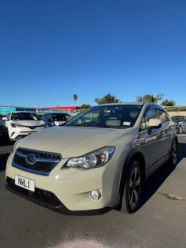 SUBARU XV 2013 AWD Carousel 5