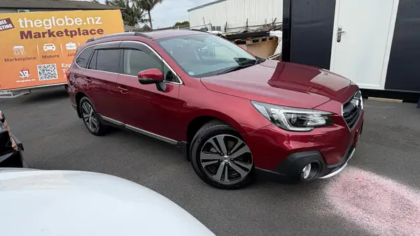 SUBARU OUTBACK AWD 2017 Carousel 5