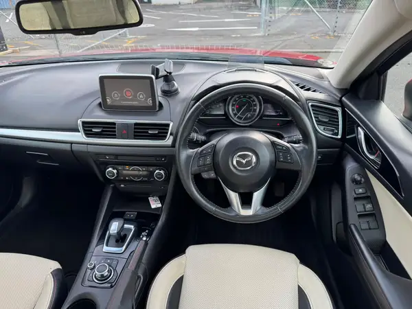 MAZDA AXELA TOP MODEL 2014 Carousel 22