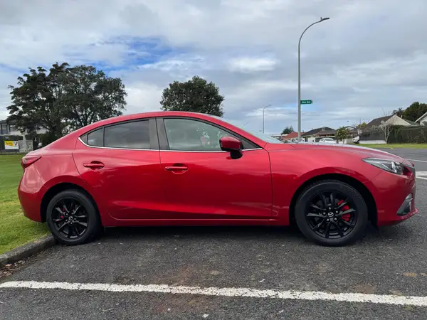 MAZDA AXELA TOP MODEL 2014 Carousel 6