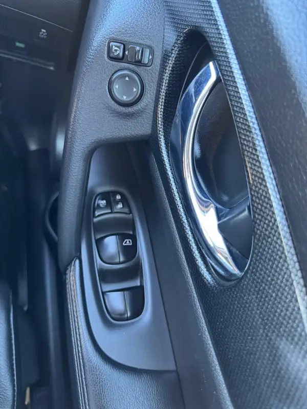 NISSAN X-TRAIL 2014 AWD Carousel 11