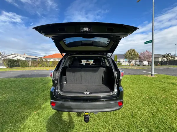 TOYOTA HIGHLANDER GXL 2015 AWD Carousel 8