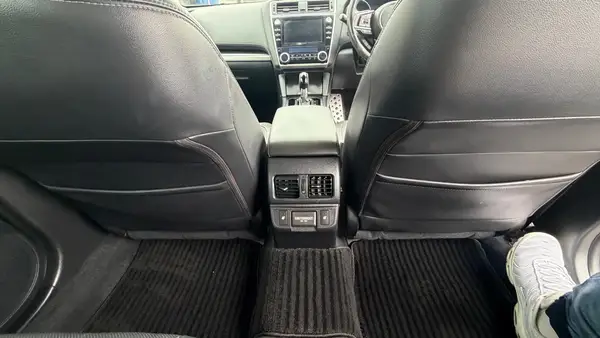 SUBARU OUTBACK AWD 2017 Carousel 12