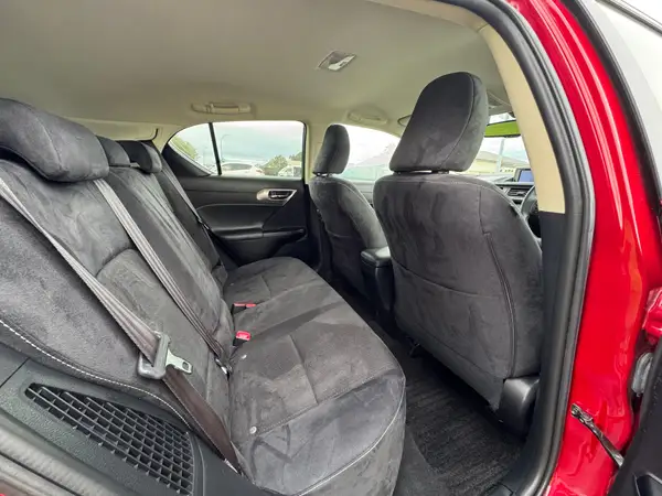 LEXUS CT200H 2014 Carousel 12