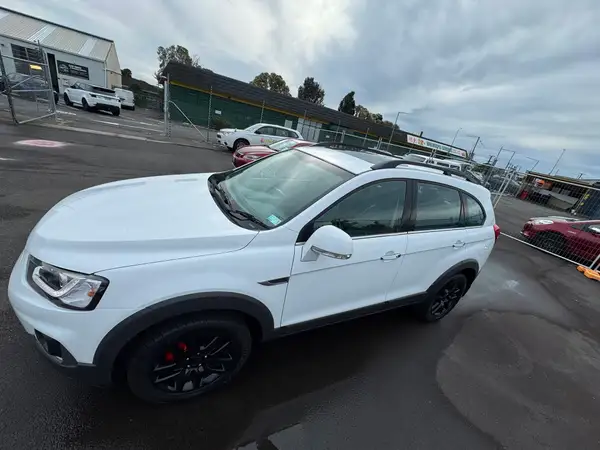 2018 Holden Captiva / Top Specs Carousel 1