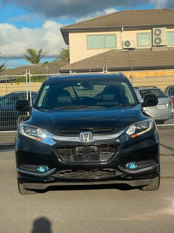 Honda Vezel Z Hybrid 2015 Carousel 11