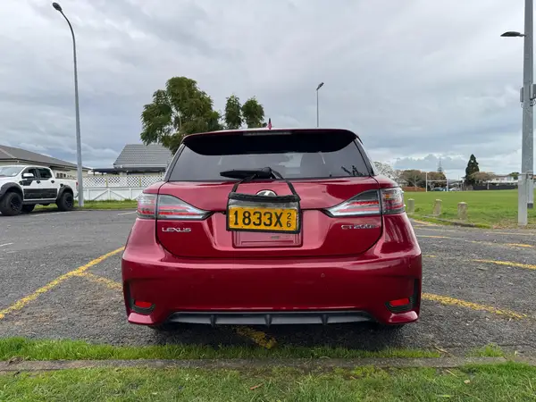 LEXUS CT200H 2014 Carousel 5