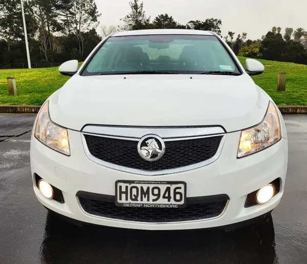 2014 Holden Cruze 1.8 Petrol Z Series Carousel 1