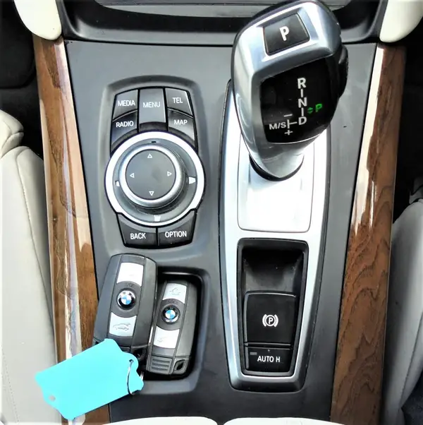 2013 BMW X6 3.0 XDRIVE 35i LOW KMS Carousel 17