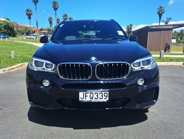 2015 BMW X5 XDRIVE 30D M-SPORT (NZ) Carousel 1