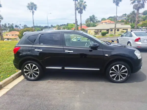 2013 Nissan Dualis 2.0 LOW KMS Leather Carousel 3