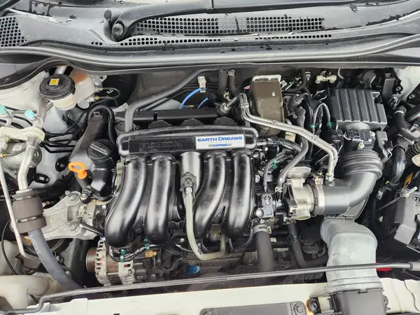 2019 Honda HR-V 1.5 AWD Low kms Carousel 8