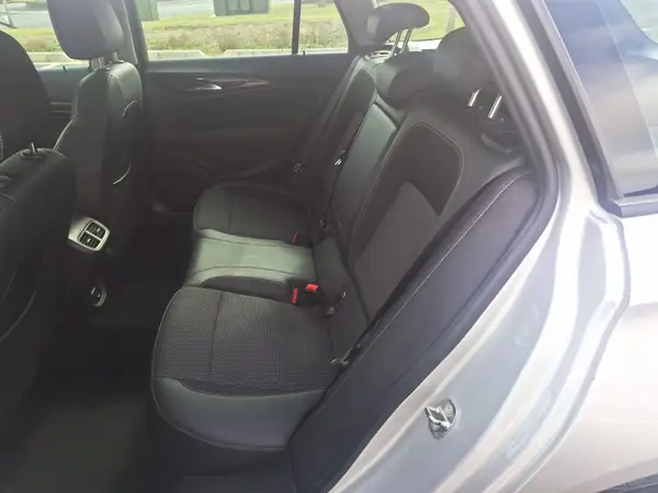 2018 COMMODORE RS WAGON 191KW (NZ) Carousel 13