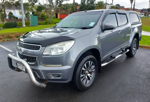 2014 Holden Colorado LT 6 Speed Manual (NZ) Carousel 2