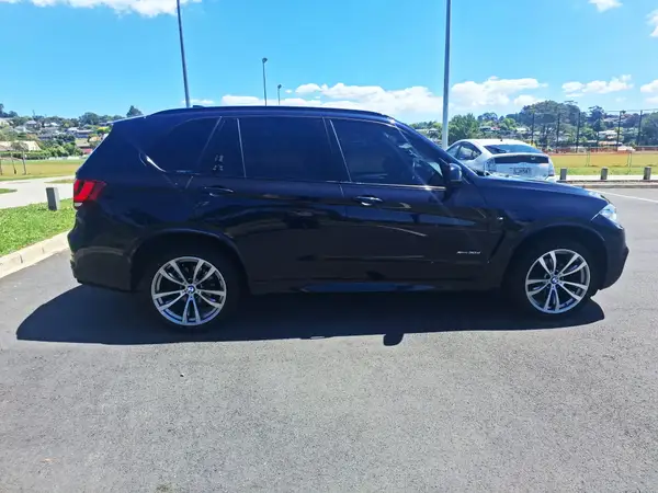2015 BMW X5 XDRIVE 30D M-SPORT (NZ) Carousel 4