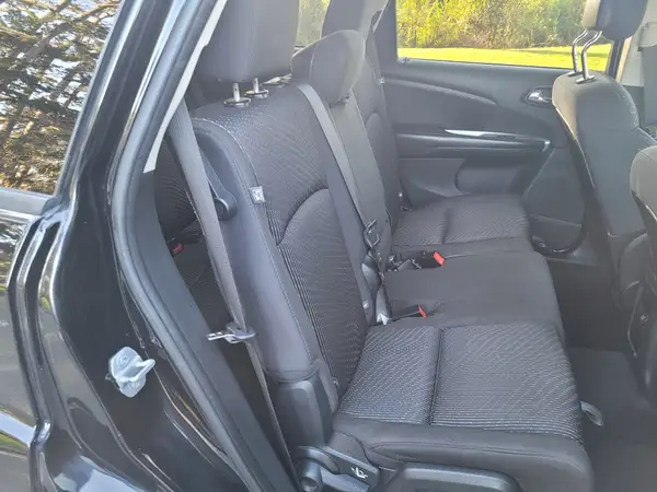 2015 Dodge Journey SXT 3.6P 7 seater Carousel 12