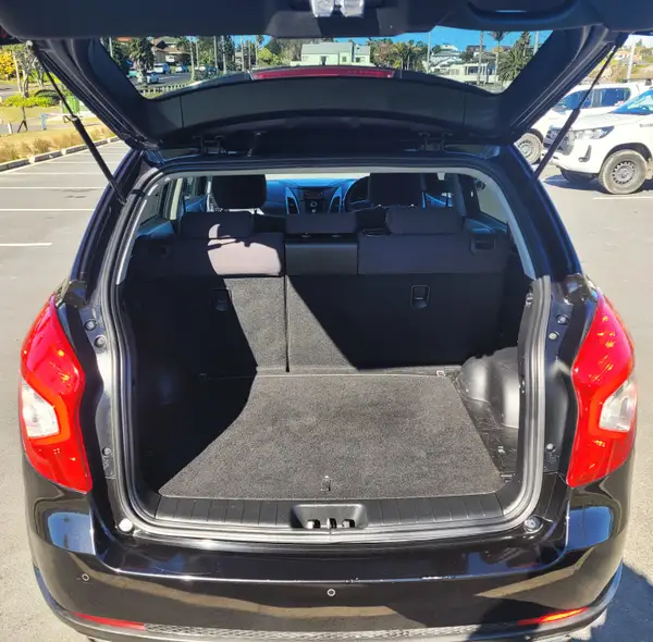 2015 Ssangyong Korando Limited 2ltr Petrol Carousel 11