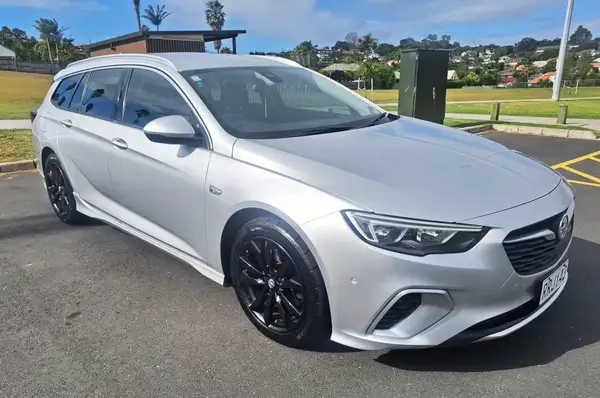 2018 COMMODORE RS WAGON 191KW (NZ)
