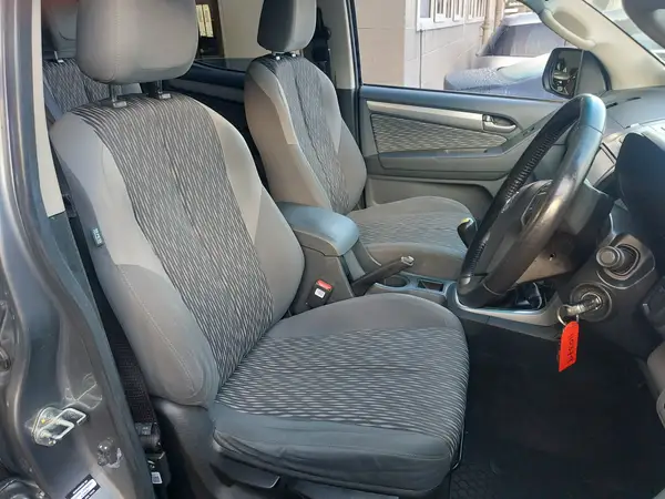 2014 Holden Colorado LT 6 Speed Manual (NZ) Carousel 16