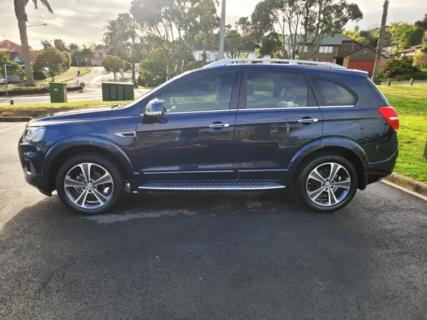 2016 Holden Captiva LTZ 3.0 V6 7 seater Carousel 4