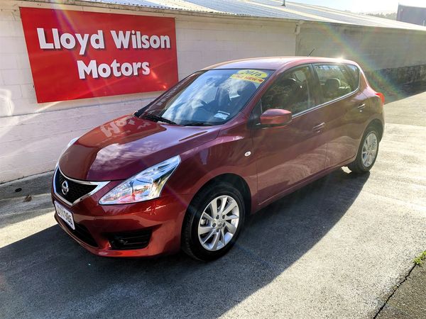 2016 Nissan Pulsar ST Carousel 17