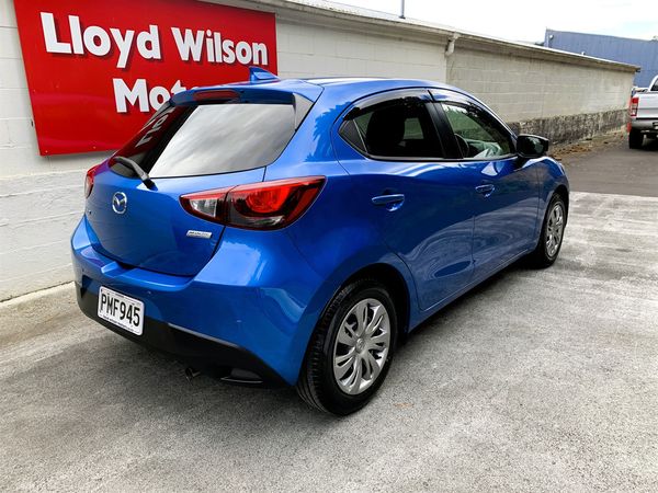 2019 Mazda Demio Carousel 14