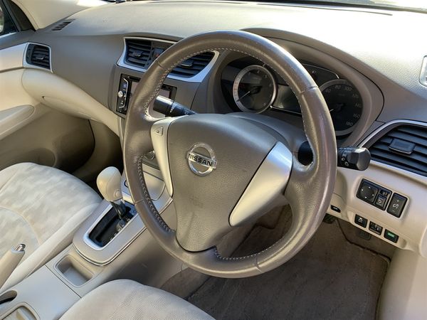 2013 Nissan Sylphy Carousel 4