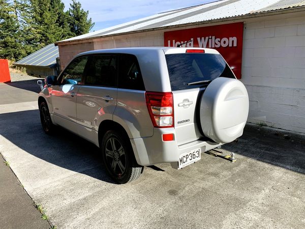 2005 Suzuki Escudo Carousel 15