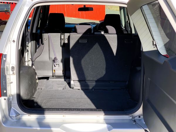 2005 Suzuki Escudo Carousel 7