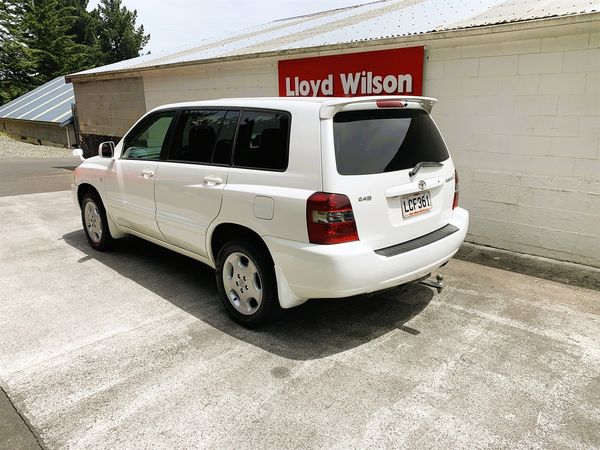2005 Toyota Kluger L 24S Carousel 16