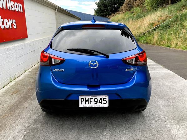 2019 Mazda Demio Carousel 15