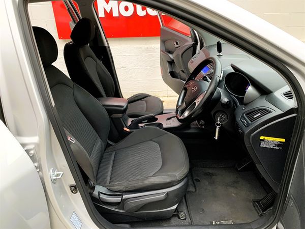 2015 Hyundai ix35 GDI2.06A 2.0P6A/SW5S Carousel 5
