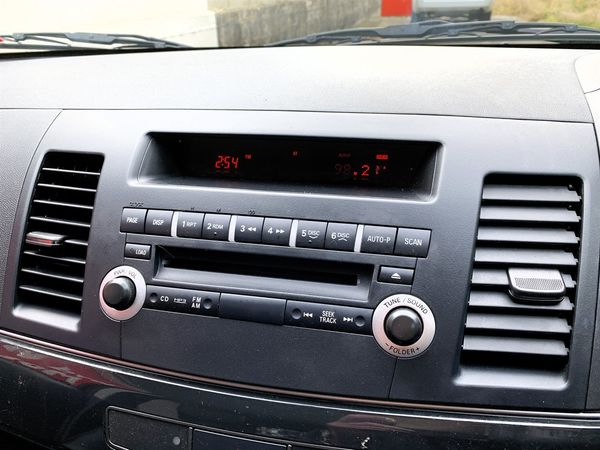 2012 Mitsubishi Lancer 2.0P SEI HATCH AUTO Carousel 8