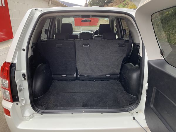 2012 Suzuki Escudo 2.4 XG 4WD Carousel 19