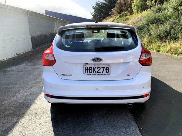 2013 Ford Focus 2.0 SPORT AUTO HATCH Carousel 15