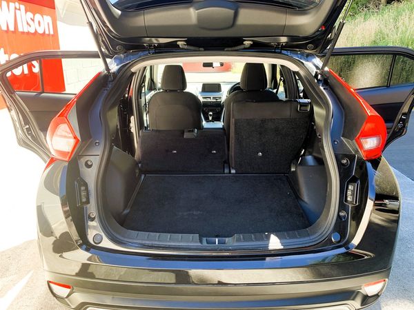 2018 Mitsubishi Eclipse Cross XLS 1.5P/8CVT Carousel 1