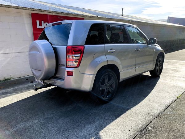 2005 Suzuki Escudo Carousel 13