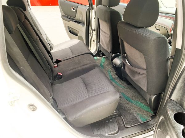 2005 Toyota Kluger L 24S Carousel 5