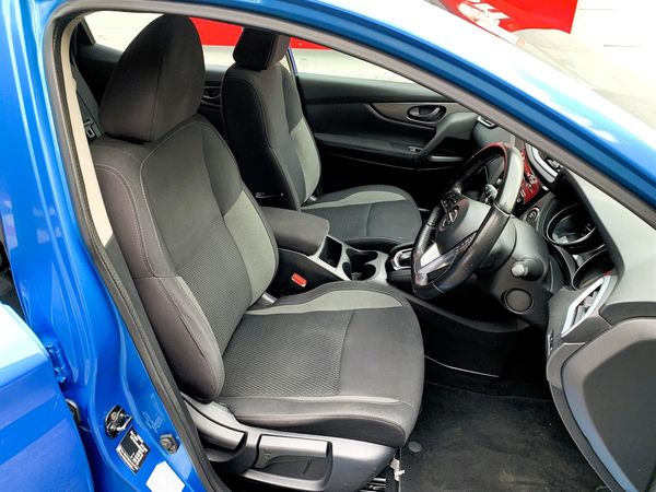 2018 Nissan Qashqai ST 2.0P/CVT Carousel 3
