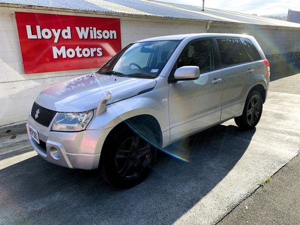 2005 Suzuki Escudo Carousel 10