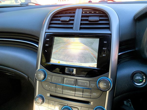 2016 Holden Malibu CDX 2.4P/6AT/SL/4DR Carousel 3
