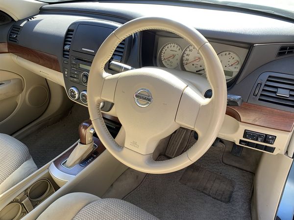 2008 Nissan Bluebird SYLPHY Carousel 3