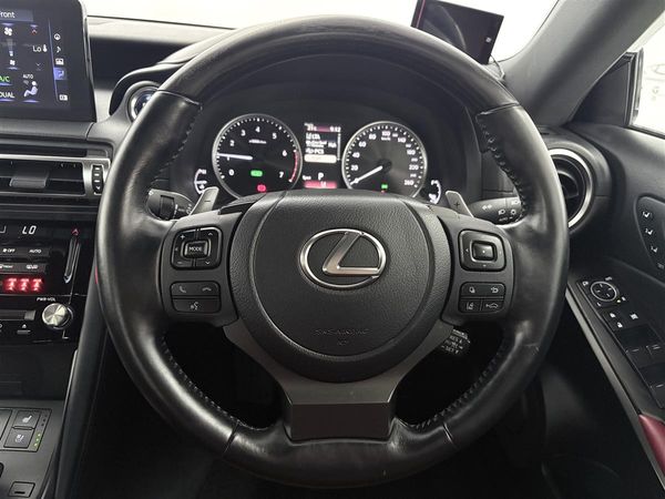 2021 Lexus IS 300h Limited,Hybrid,Carplay,360 Camera Carousel 11