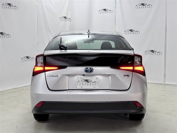 2021 Toyota Prius 1.8 S,Radar Cruise,Reverse Camera Carousel 4