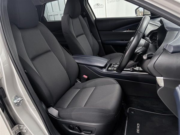 2023 Mazda CX-30 360 CAMERA,Carplay,HUD,Heated seats Carousel 12