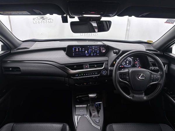 2019 Lexus UX 250h Radar cruise,Eletric Boot,Reverse Camera Carousel 10