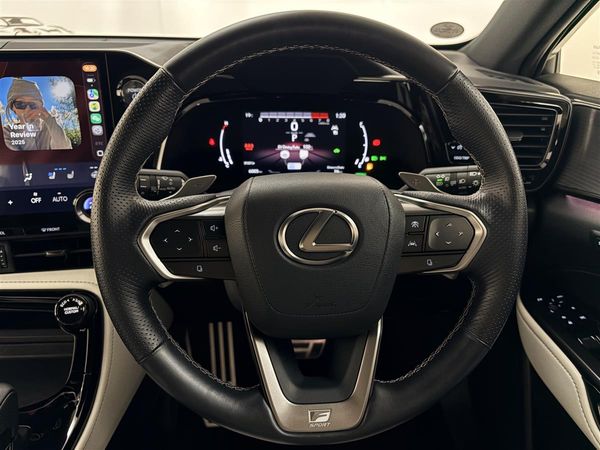 2023 Lexus NX 350h F-SPORT 360 CAMERA,HUD,CARPLAY Carousel 12