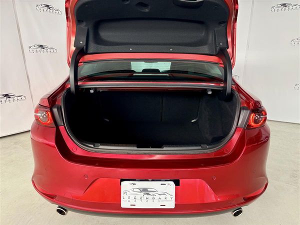 2020 Mazda 3 2.0,Leather,60 camera,BSM ,HUD Carousel 7