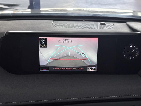2019 Lexus UX 250h Radar cruise,Eletric Boot,Reverse Camera Carousel 16