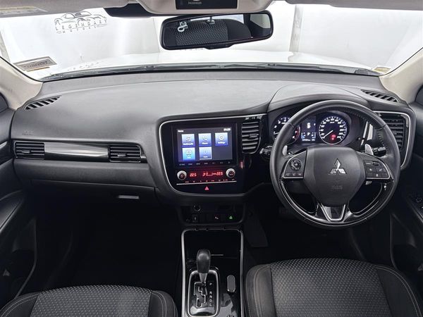 2020 Mitsubishi Outlander XLS,4WD,7 seaters,Carplay,BSM Carousel 11